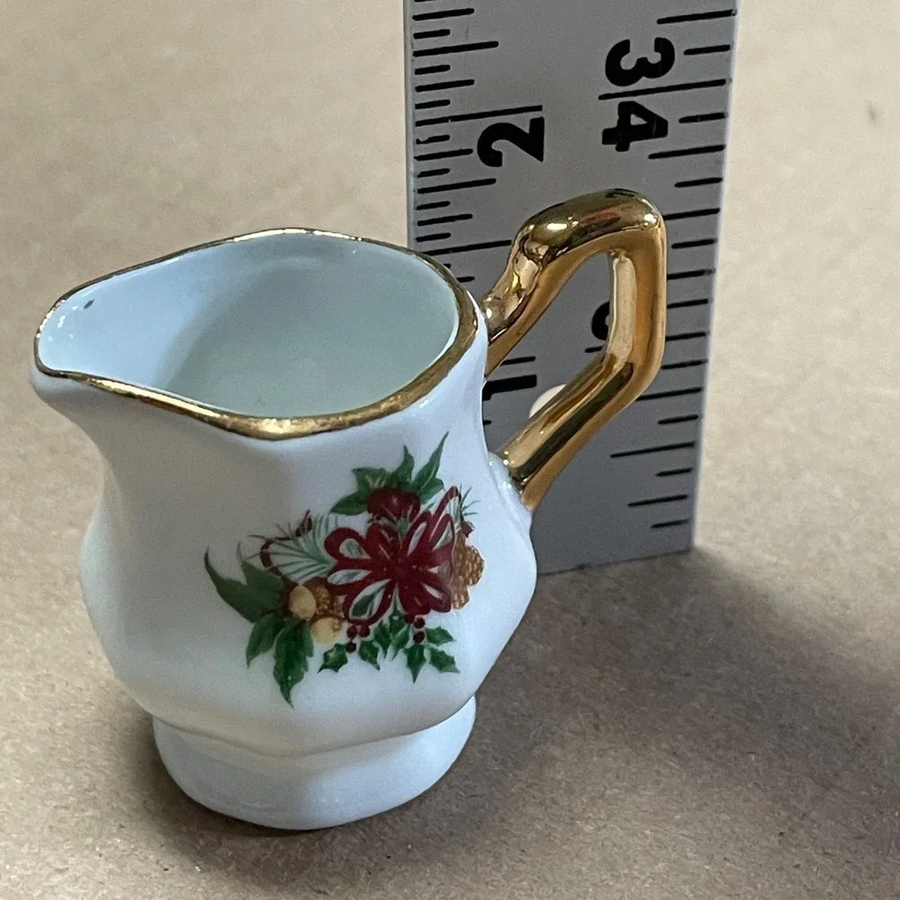 Formalities Christmas Poinsettia 10‎ Piece Mini Tea Set by Baum Brothers
